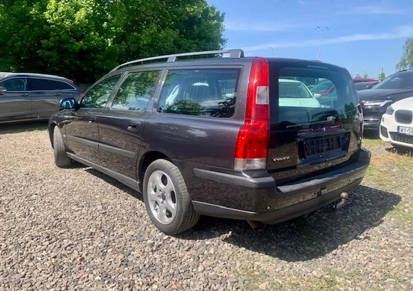 Volvo V70 cena 12900 przebieg: 250000, rok produkcji 2002 z Warszawa małe 154